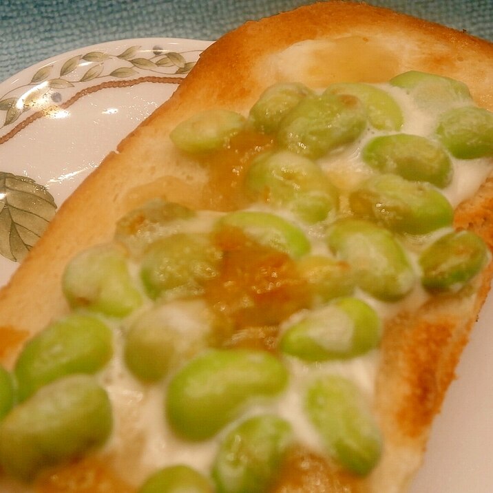 マスカルポーネ＆枝豆マーマレードのトースト
